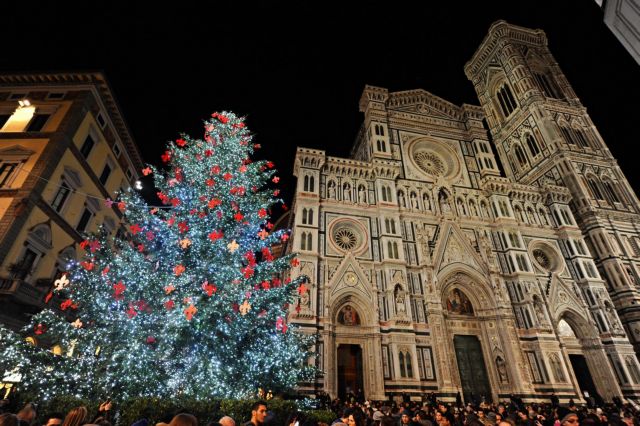 Πόρτα από το Δήμο Φλωρεντίας «έφαγε» η McDonald’s