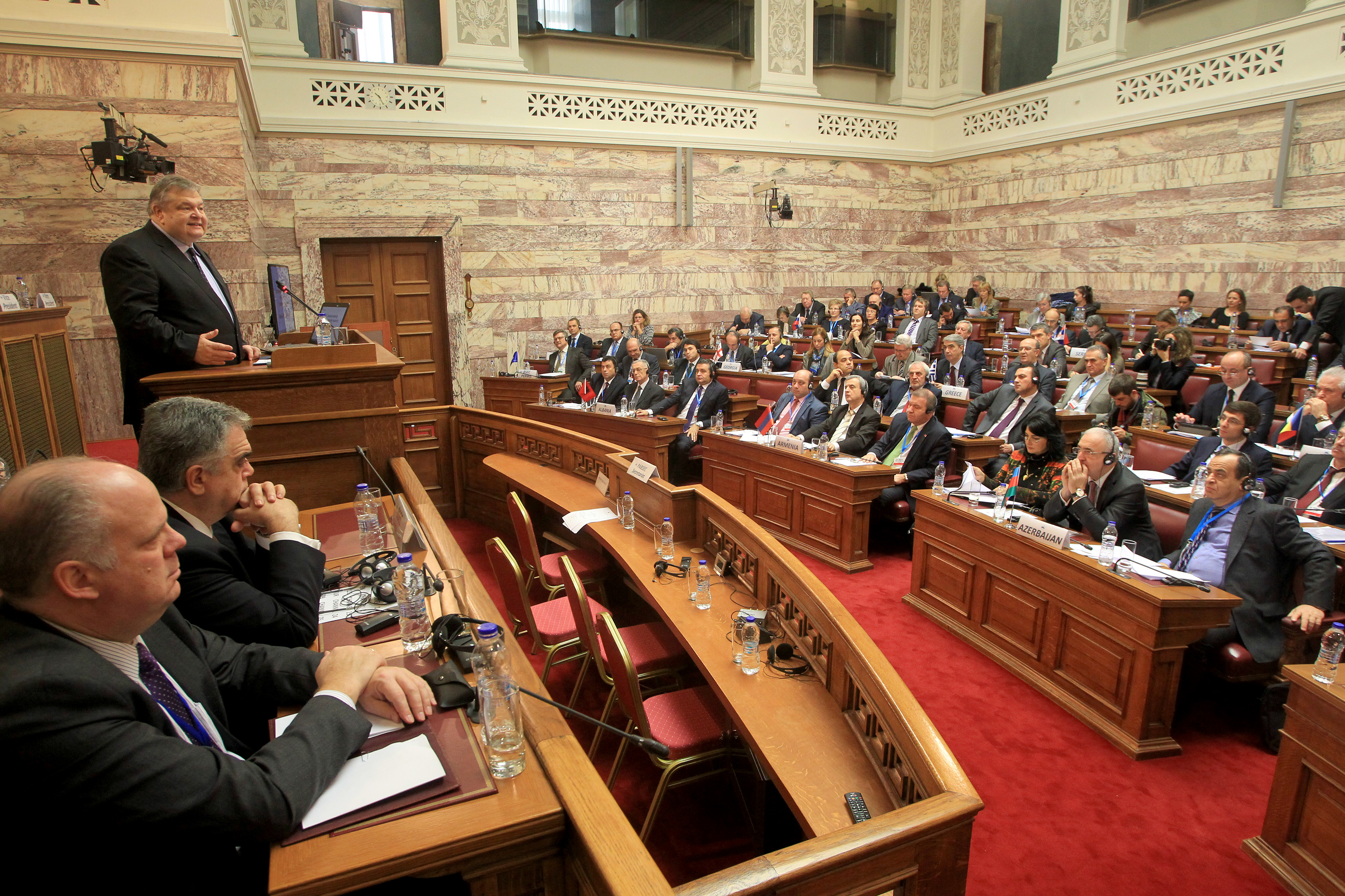 Η εκλογή Προέδρου της Δημοκρατίας στο επίκεντρο των ξένων ΜΜΕ