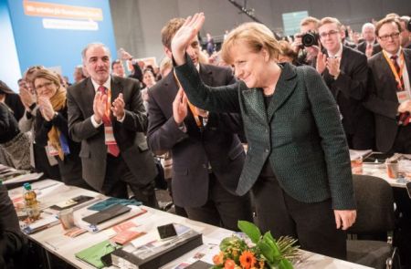 Η αυτοκράτειρα Μέρκελ και η αποικία Ευρώπη