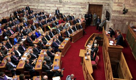 Χωρίς ΣΥΡΙΖΑ, ΚΚΕ, ΧΑ η συζήτηση για την συνταγματική αναθεώρηση