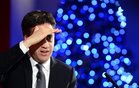 Εργατικοί: Αφήνουν στην άκρη το μεταναστευτικό πριν τις εκλογές