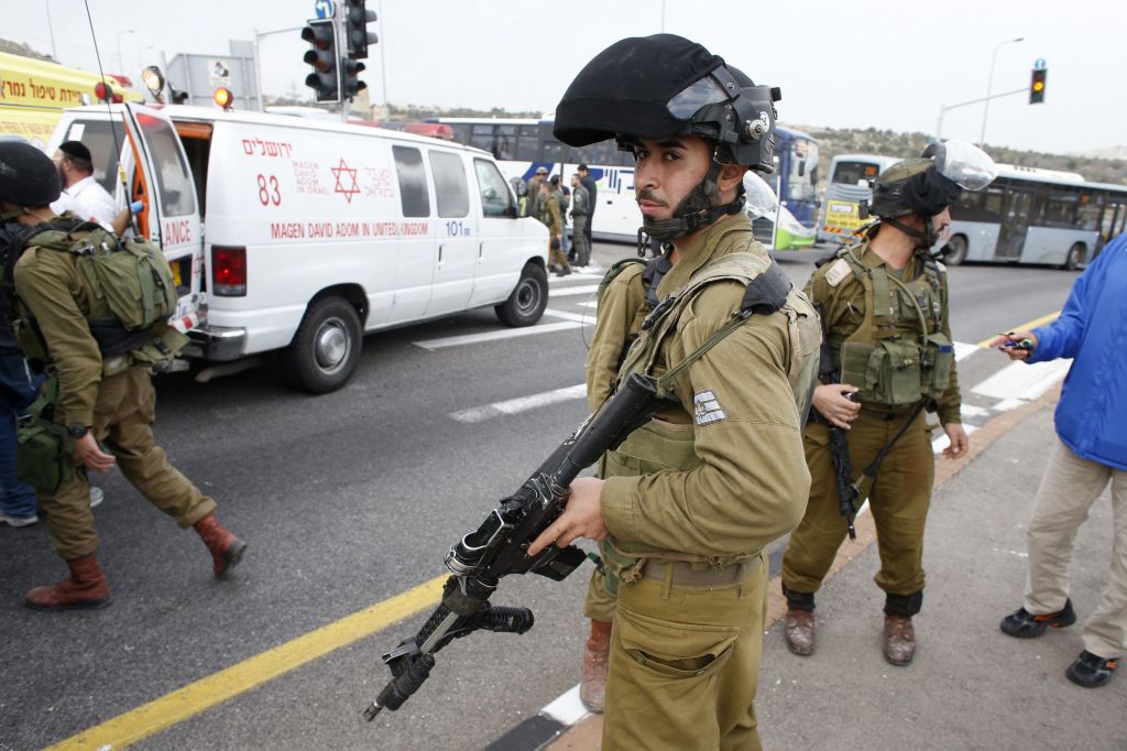 Παλαιστίνιος επιτέθηκε με οξύ σε εξαμελή οικογένεια Ισραηλινών