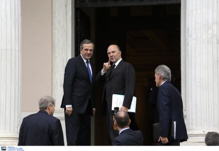 Μοσκοβισί: Θα είναι κρίμα η Ελλάδα να βρεθεί και πάλι αντιμέτωπη με Grexit