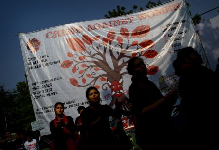 Νέο Δελχί: Αυξήθηκαν δραματικά οι βιασμοί το 2014