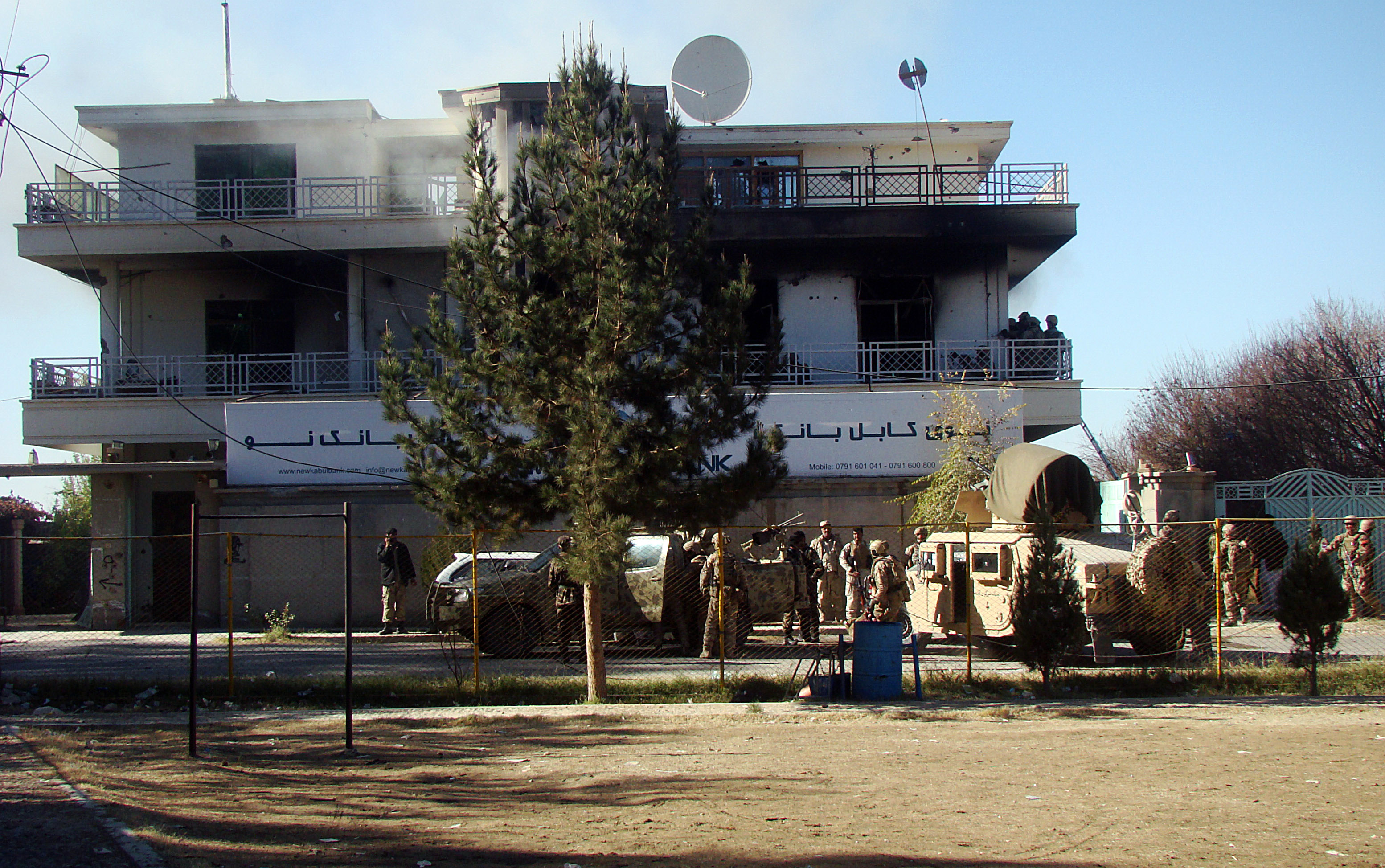 Δέκα νεκροί από επίθεση Ταλιμπάν σε τράπεζα στο Αφγανιστάν