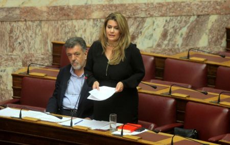 Φούντα: «Δεν αλλάζω άποψη και στάση σε καμία από τις 3 ψηφοφορίες»