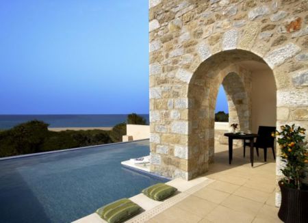 Δύο διακρίσεις για το The Westin Resort Costa Navarino