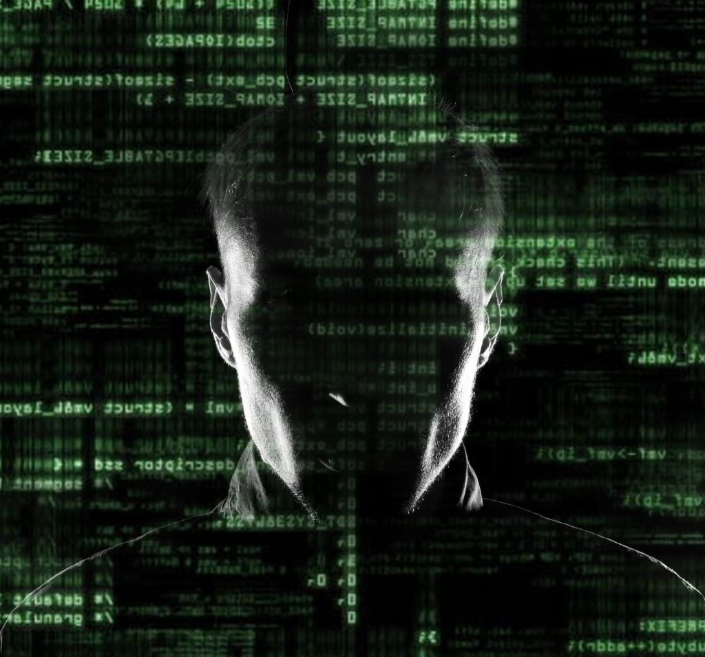 To FBI επικηρύσσει με 3 εκατ. δολάρια Ρώσο χάκερ