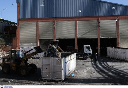 Τσιρώνης: Η δημιουργία ΧΥΤΑ και ΧΥΤΥ δεν είναι λύση