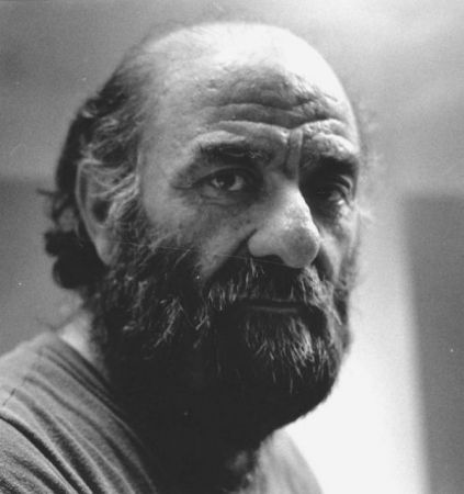 Πέθανε ο εικαστικός και περφόρμερ Γρηγόρης Σεμιτέκολο