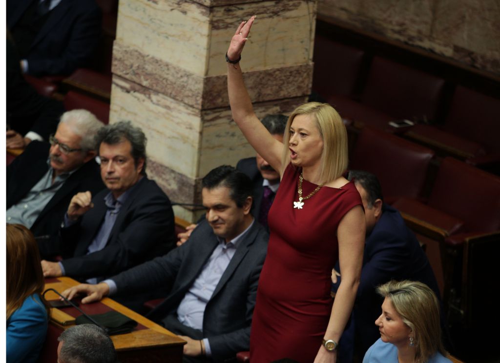 Μήνυση στη Ραχήλ Μακρή για τις δηλώσεις της περί τυπώματος 100 δισ. ευρώ