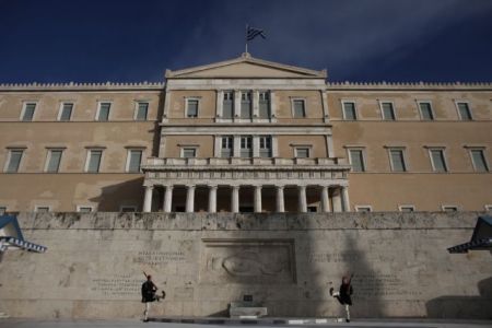 Νέες εποχές: Μπορεί να σωθεί η Ελλάδα;