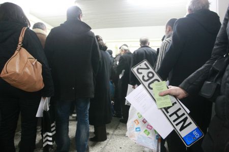 Κίνητρα σε ιδιοκτήτες ΙΧ για την άρση ακινησίας των οχημάτων τους