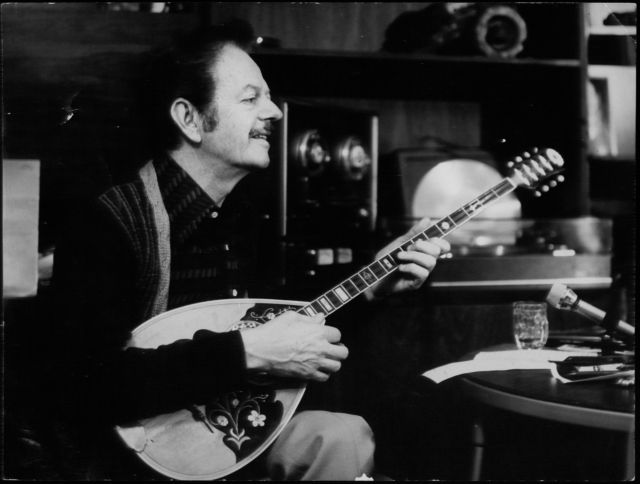 Τσιτσάνης, ο ξεχωριστός, ο αγαπημένος, ο αρχηγός