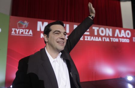 Αλ. Τσίπρας στον Κεραμεικό: Ανοιγμα χωρίς υποσχέσεις για εκλόγιμες θέσεις