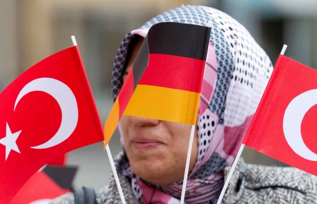 Τούρκοι μυστικοί πράκτορες συνελήφθησαν στη Γερμανία