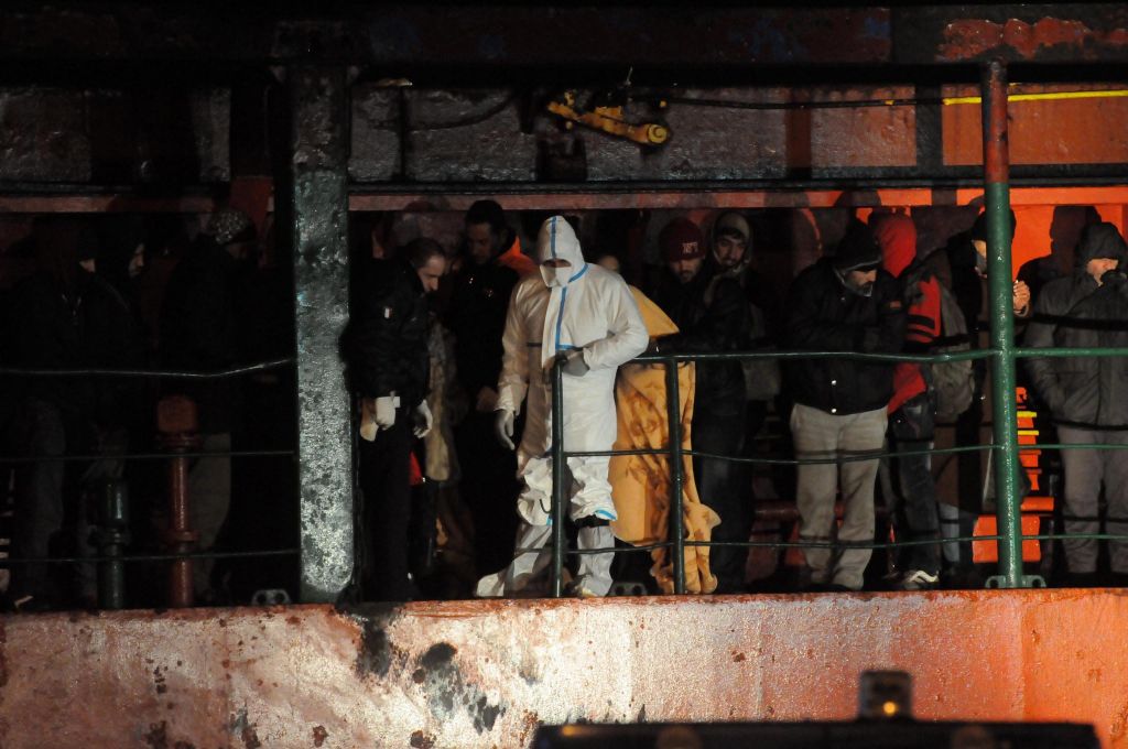 ΕΕ: Προτεραιότητα για το 2015 η παράνομη διακίνηση μεταναστών