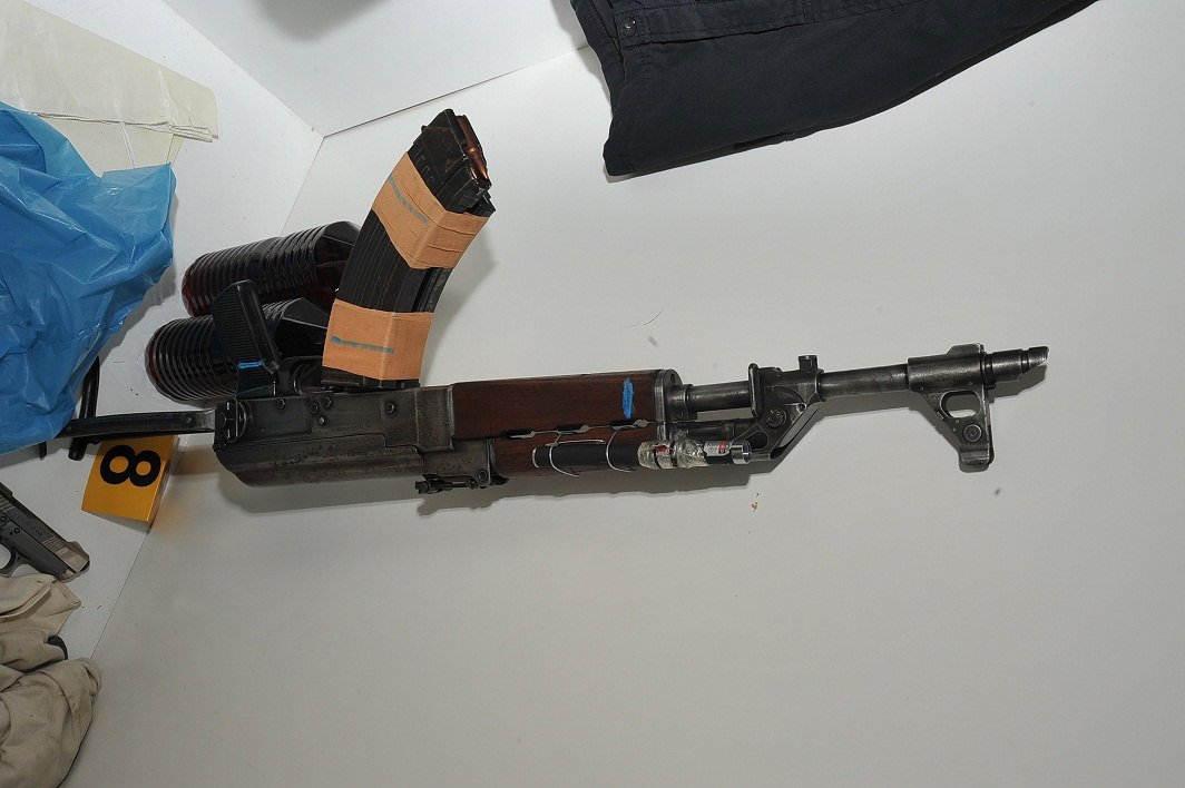 Συμβόλαιο θανάτου πίσω από επίθεση με καλάσνικοφ στους Αγ. Αναργύρους