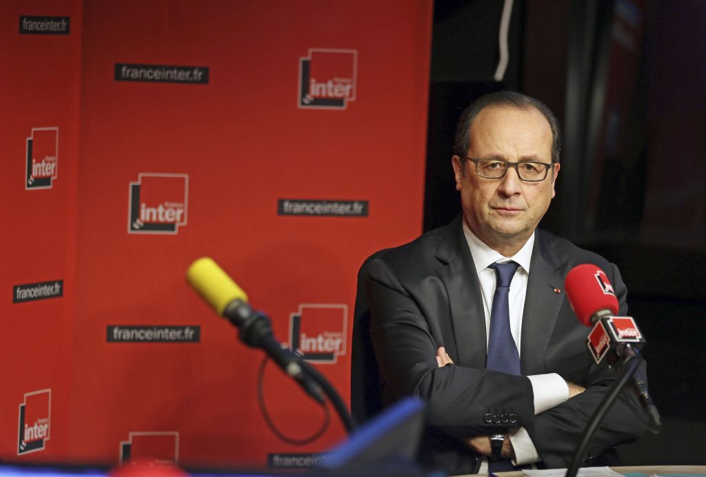 Ολάντ: Να σεβαστεί τις δεσμεύσεις η επόμενη ελληνική κυβέρνηση