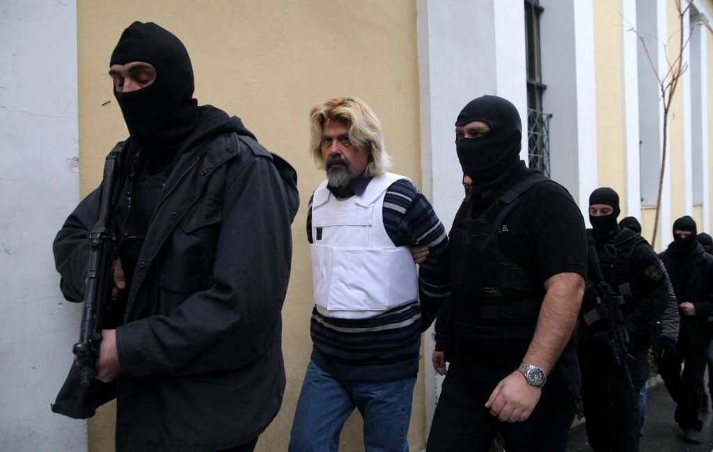 Λόγω «υποτιμητικών δηλώσεων για τους ποινικούς» χτύπησαν τον Χρ. Ξηρό