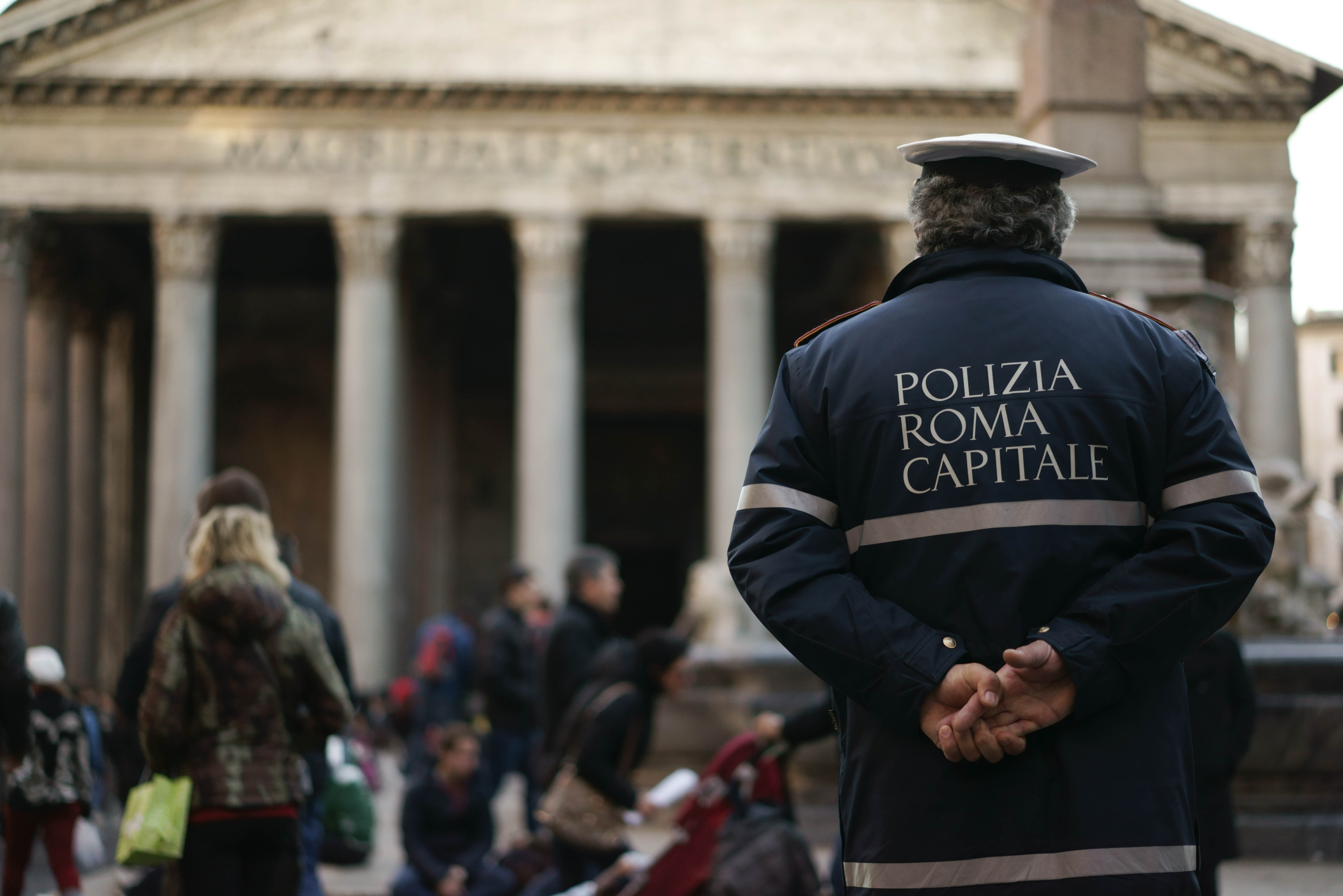 Ρώμη: Ανεβαίνει το επίπεδο συναγερμού μετά την επίθεση στο Παρίσι