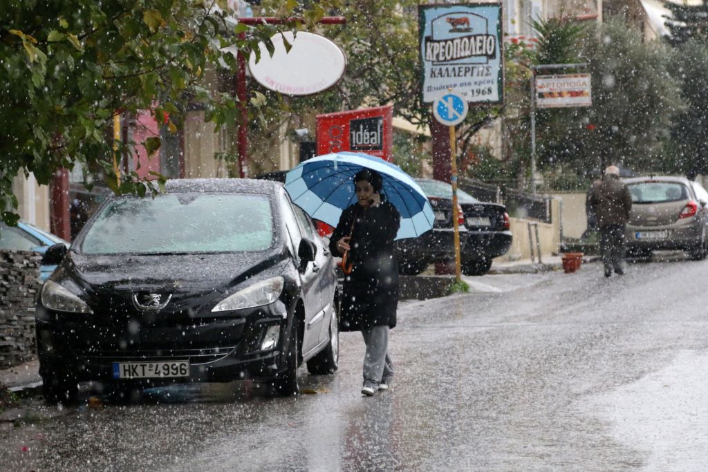Πλημμύρες στο Ηράκλειο Κρήτης – Κινδύνεψαν άνθρωποι