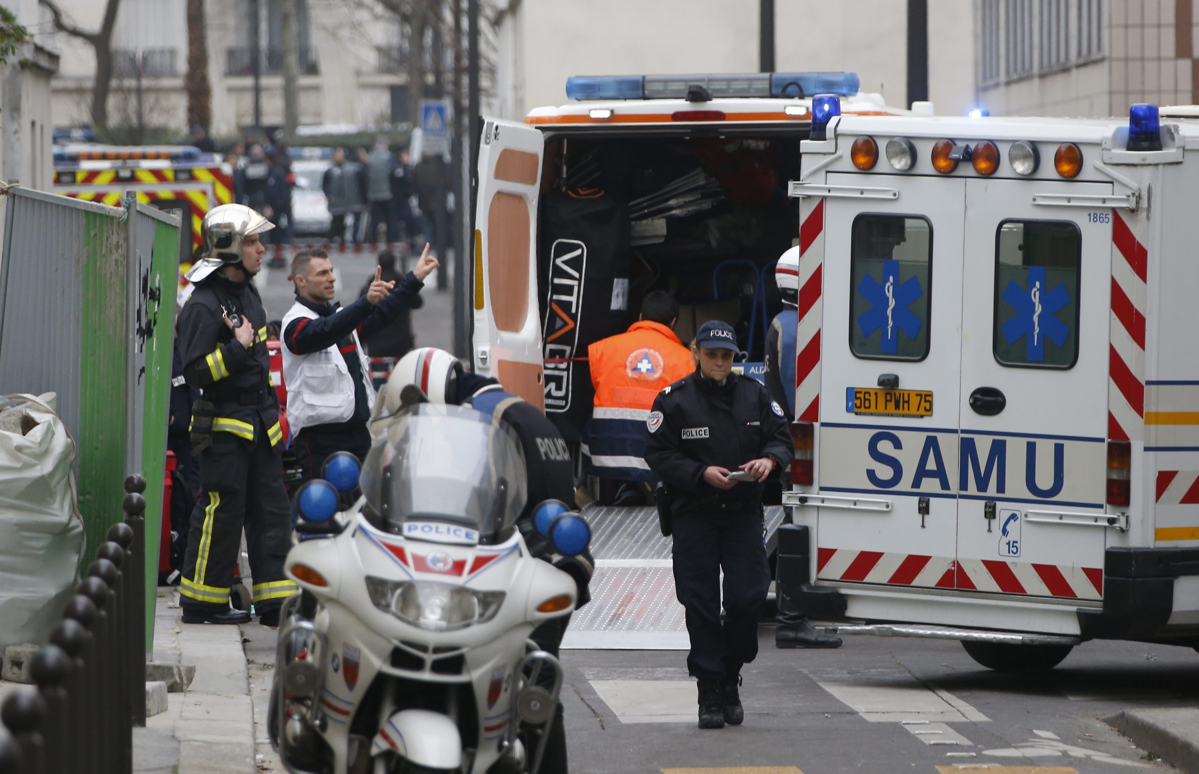 Καταδίκη της επίθεσης στο Παρίσι από τους έλληνες πολιτικούς