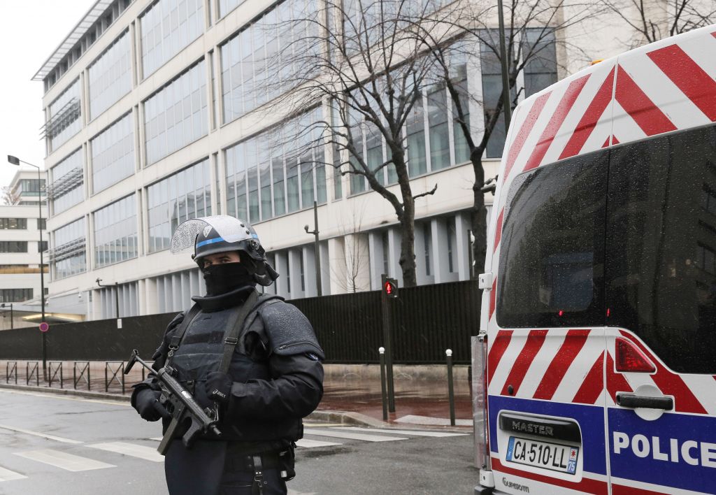 «Είναι αθώος» λένε οι συμμαθητές του νεαρού που παραδόθηκε στις αρχές