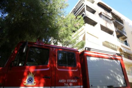 Απανθρακώθηκε ηλικιωμένος σε διαμέρισμα στην Αθήνα
