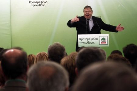 Βενιζέλος: Σταθερότητα ή οπισθοχώρηση το στοίχημα των εκλογών