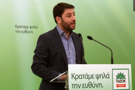 Νίκος Ανδρουλάκης: «Η καμπάνια Σαμαρά μυρίζει ναφθαλίνη»