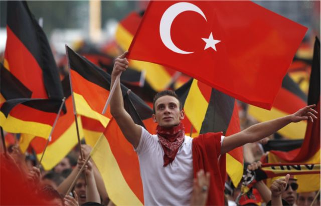 BBC: διακρίσεις και ρατσισμός ανησυχούν τους Τούρκους της Γερμανίας