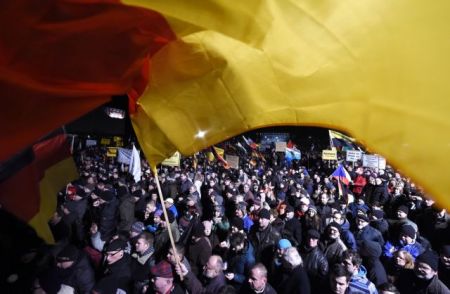 Το αντι-ισλαμικό κίνημα Pegida ματαίωσε τη διαδήλωση στη Δρέσδη