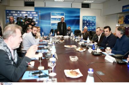 Σούπερ Λιγκ: Χορηγός, νέος πρόεδρος και τηλεοπτικά στο επόμενο κρίσιμο Δ.Σ.
