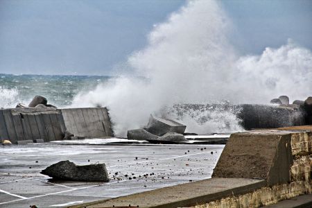 Κατολισθήσεις και προβλήματα στην ακτοπλοΐα
