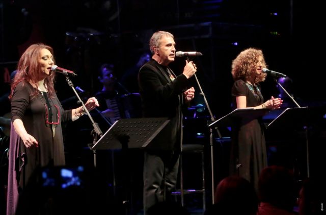 Τρεις… ιερές φωνές στην «Ιερά Οδό»