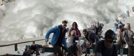 Οι ταινίες της εβδομάδας: «Ανωτέρα βία», σπουδαία ταινία