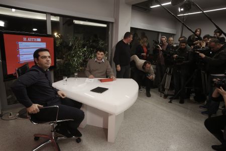 Τσίπρας: Λάθος ότι με τον ΣΥΡΙΖΑ δεν θα πληρώνονται φόροι
