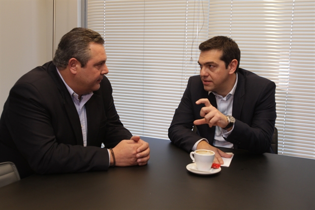 Προδότες, γιάφκες και… πράκτορες