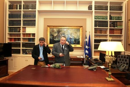 Τα επιδόματα και η εκλογική βάση του ΣΥΡΙΖΑ