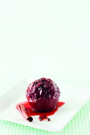 Μήλα γεμιστά με φρούτα του δάσους