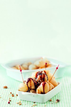 Λουκουμάδες με χαρουπόμελο