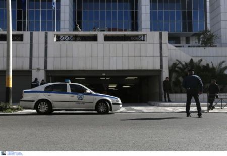 Ο συνεργός του Χ. Ξηρού και μια δικηγόρος κατηγορούνται για εκβιασμούς