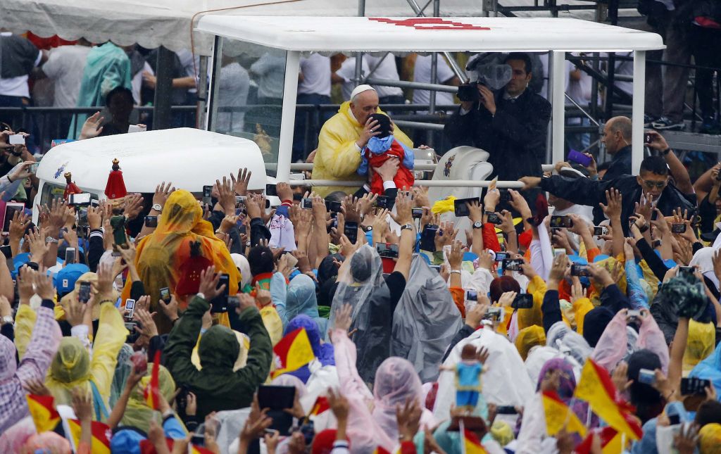Φιλιππίνες: Εκατομμύρια πιστοί για να ακούσουν τον Πάπα