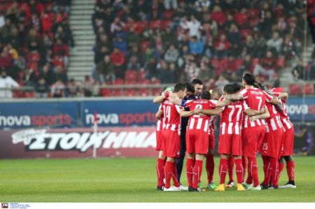 Επίθεση κατά πάντων για τη διαιώνιση της μονοκρατορίας