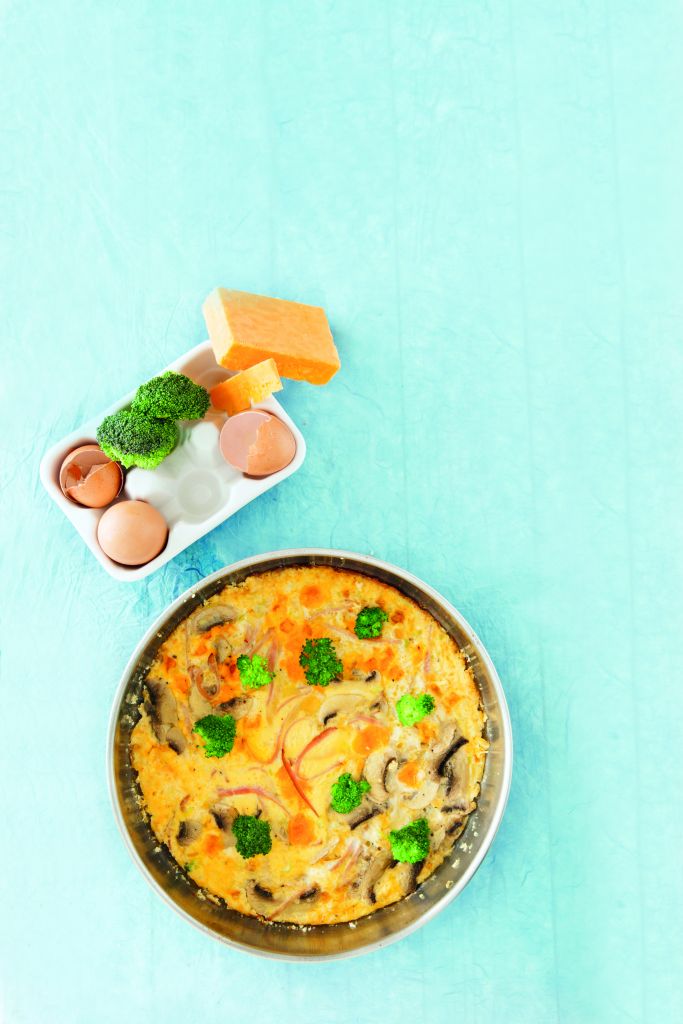 Ομελέτα φούρνου με μπρόκολο και τσένταρ