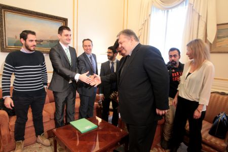 Βενιζέλος: Να δώσουμε τόπο στη νέα γενιά