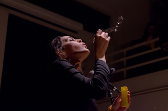 «Δανεικά παπούτσια» στην Κυψέλη