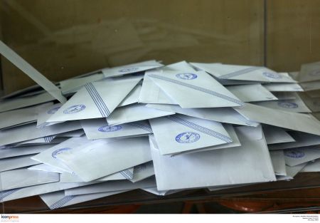 Τα πονταρίσματα των στοιχηματικών εταιρειών για τις εκλογές