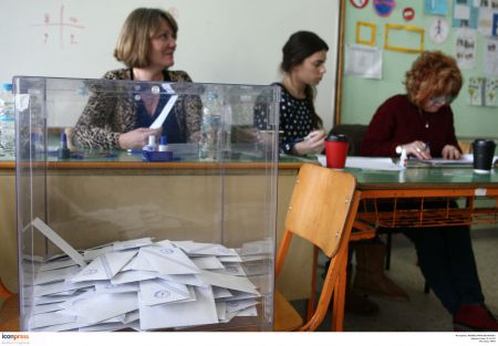 Βούτσης: Αλλαγή στον τρόπο εκλογής δημοτικών-περιφερειακών αρχών